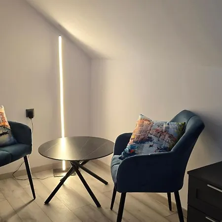 شقة Megyer Apartmanhaz Hévíz