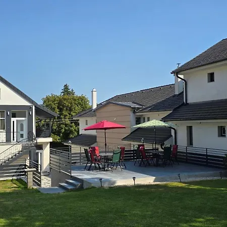 شقة Megyer Apartmanhaz