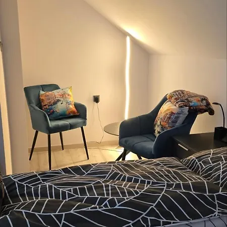 شقة Megyer Apartmanhaz *