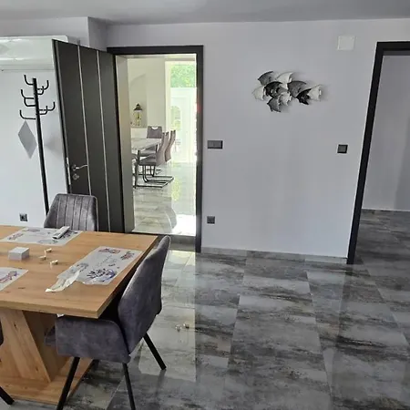 Megyer Apartmanhaz * Hévíz